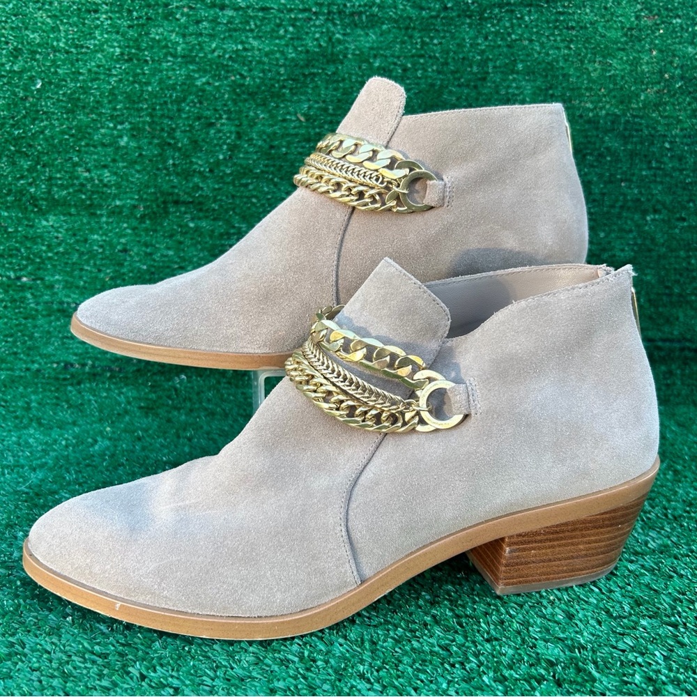 Michael Kors MK Rickie Flat Suede Booties Tan Beige Chain Ankle Boots Size 8.5